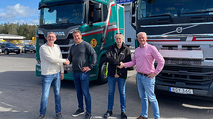 Bolk Transport BV förvärvar 50% i Uddevalla Specialtransporter AB
