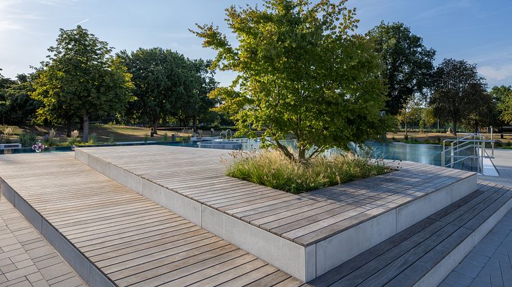 Schwimmen und Schwärmen im Badepark Berenbostel
