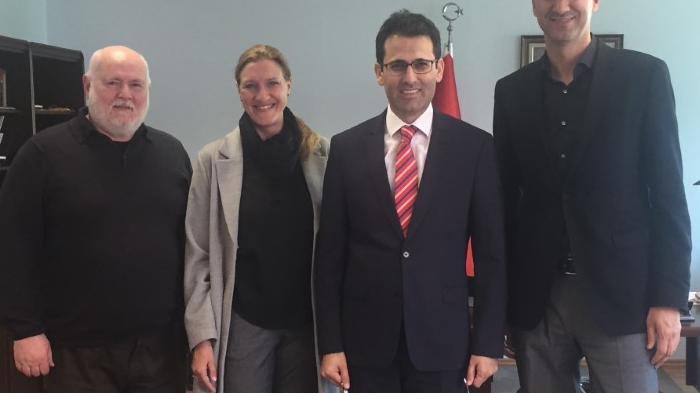 (v.li.): Prof. Uwe Hochmuth, Monika Schwab, Nevzat Arslan, Prof. Özer Pinar.