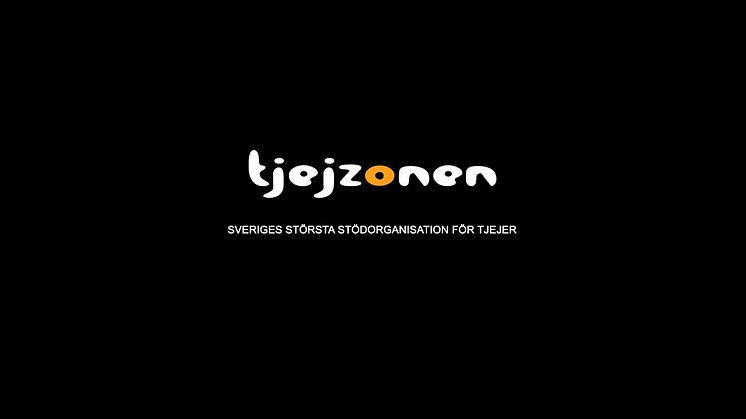 Storasystrar som lyssnar på Tjejzonen