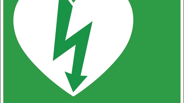 Fyra av tio reseföretag har hjärtstartare ombord