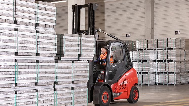 Aluminium produceret med solenergi - BMW Groups fabrik i Landshut