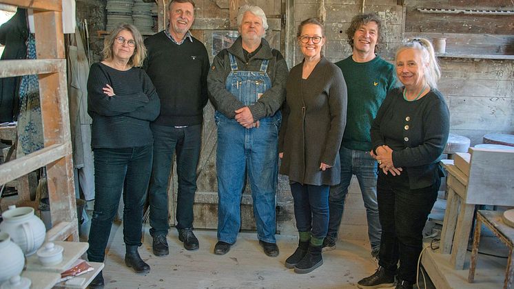 Keramikerna på Keramikrundan på Gotland från vänster Anki Wolter, Thord Karlsson, Knutte Larsson, Anette Baggieri, Torleif Solberg och Lena Scharp.