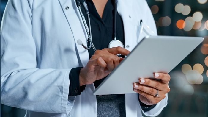 apoBank startet neues Online-Portal zu Digital Health