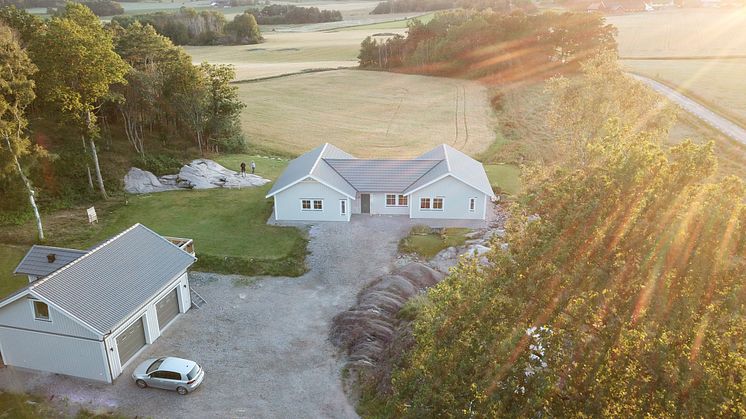 Garageportexperten förlänger avtal med Fiskarhedenvillan och Trivselhus - två av Sveriges största småhustillverkare.
