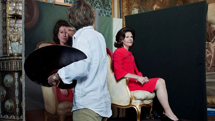 Portrait of Queen Silvia to Swedish National Portrait Gallery