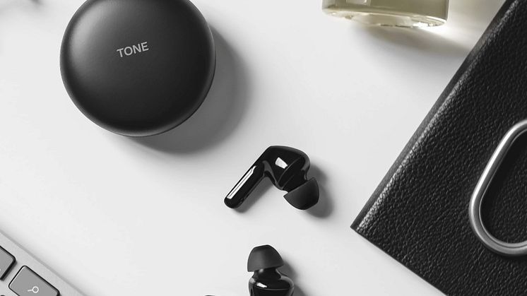 LG lanserar självrengörande in-ear-hörlurar med ljud signerat Meridian Audio