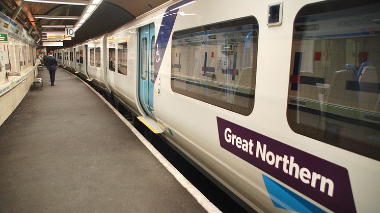 First Class 717 in passenger service at Moorgate station
