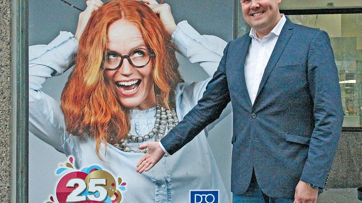 Robert Grundell, butiksägare för Direkt Optik i Gävle.