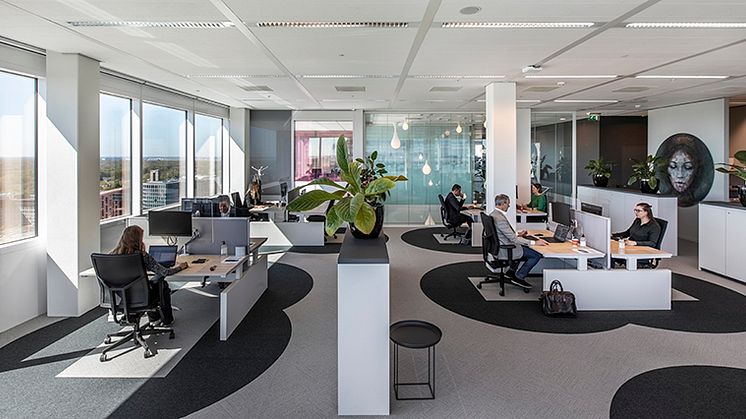 ”6 Feet Office” handlar om att erbjuda ett koncept för att kunna göra en övergripande analys över befintliga lokaler och att identifiera förbättringspunkter för en säker återgång till kontoret.