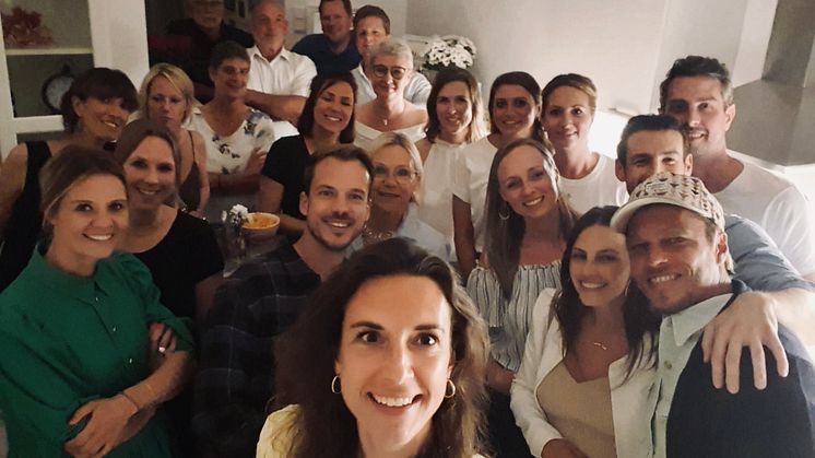 Nina Jacobs mit ihrer Geburtstagsgesellschaft