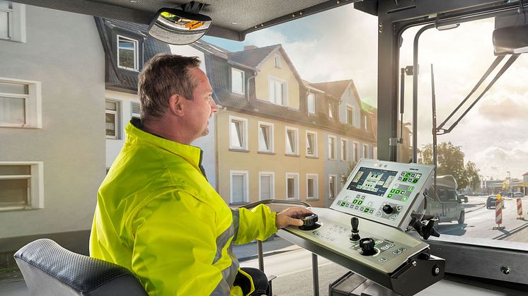 Förarmiljö i ABG 4820 Titan från Ammann Group