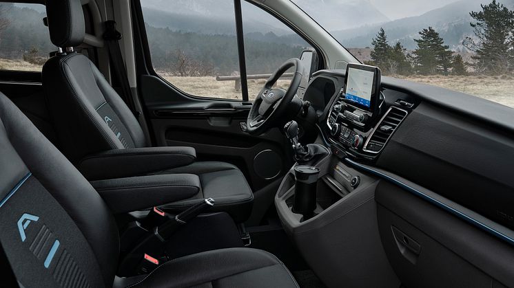 FORD_2020_TOURNEO_CUSTOM_ACTIVE-04