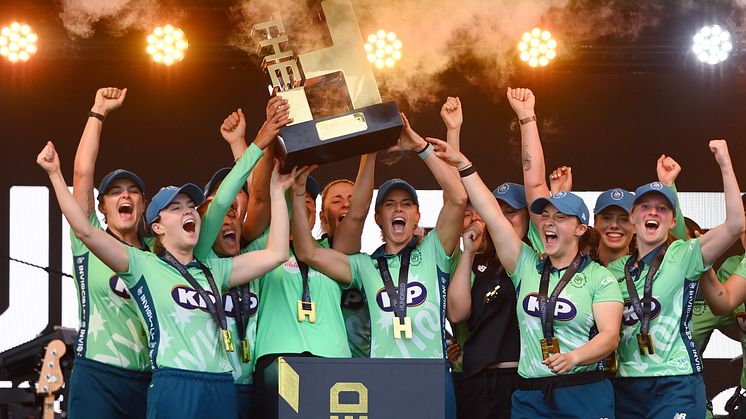 The Oval Invincibles women's team lift the trophy in 2022. Photo: Getty Images