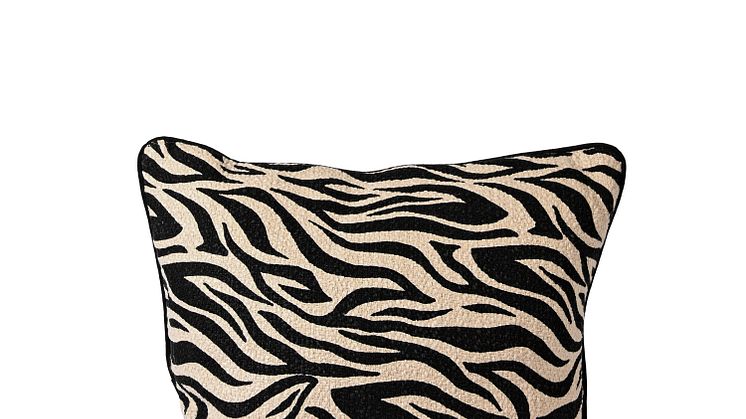 Byon AW25 produktbilder - Pillow Anima zebra M black