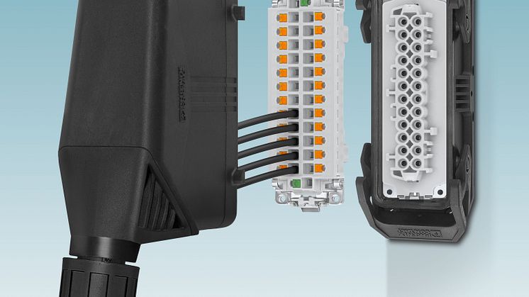 Push-in contact inserts with Click-in latching