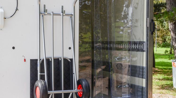 mercedes-benz-sprinter-mathem-05