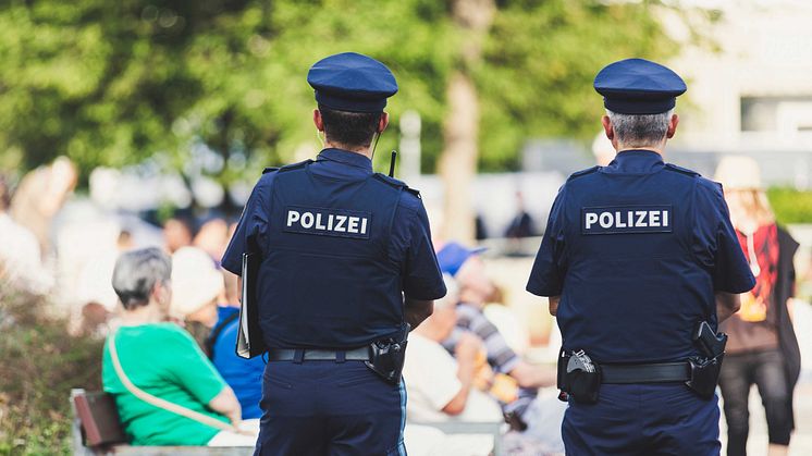 Ab 1. April neue Leistungserweiterung im Unfallschutz der PVAG:   die psychologische Soforthilfe nach einem „Post-Shooting-Trauma“ aufgrund dienstlichem Schusswaffengebrauch mit Personenschaden. Foto: Markus Spiske/unsplash.com