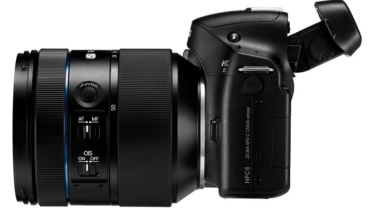 Samsung_NX30_1