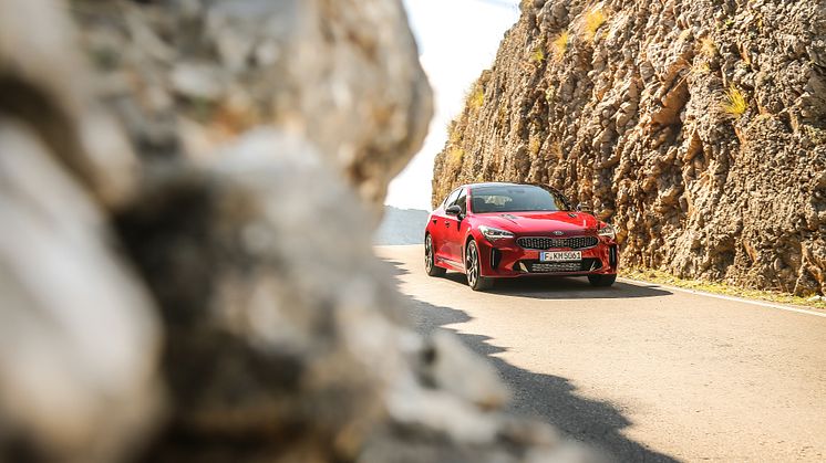 Kia Stinger_111