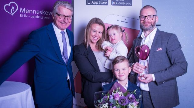 Tidligere ordfører Fabian Stang delte ut den gjeve prisen
