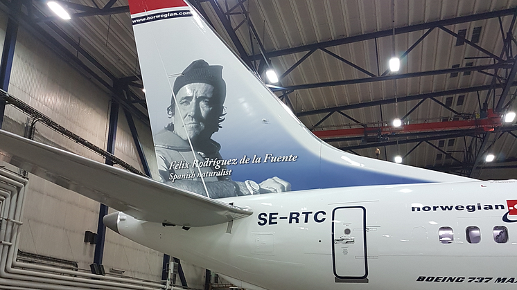 SE-RTC Rodríguez de la Fuente - Boeing 737 MAX 8 - estribor