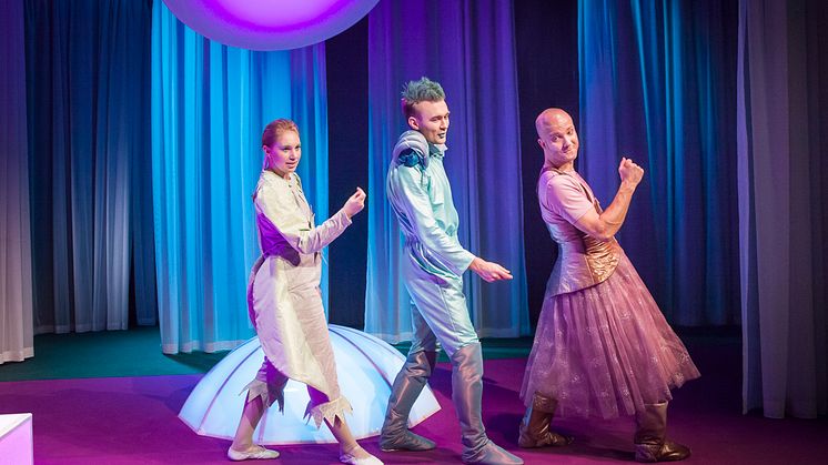 Trean står på huvudet - Våffelteater