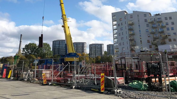 På Mandolingatan i Göteborg byggs det på bilparkeringsytorna. Foto: Framtiden Byggutveckling AB.