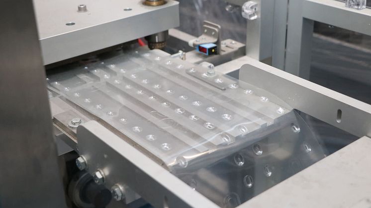 4 FAMARTEC RM250 Blister Packaging Machine (2)