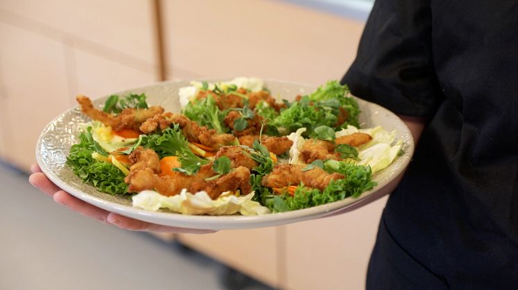 Bild på tillagad knivmussla. Foto: Skövde kommun/Mattias Nilsson