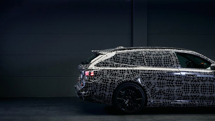 Nästa generation BMW M5 avslöjad bakom kamouflage