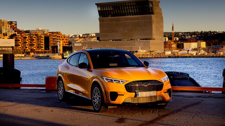Ford Mustang Mach-E GT 2021 
