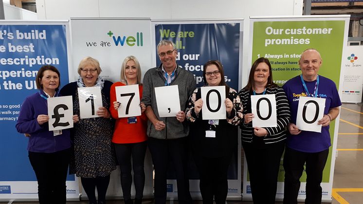 Image features – Maureen Speed and Julianna Oliver from the Stroke Association. Phil Stubbs (centre) from Well Pharmacy, Paul Bailey (far right) and other staff from Well Pharmacy.