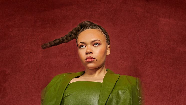 Popsensationen Jackie Mere släpper sin debut-EP "Valentino"