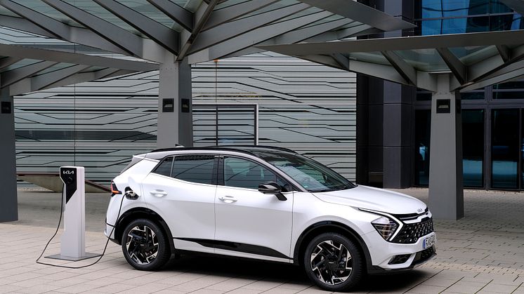 Prisen for den veludstyrede Sportage Plug-in Hybrid starter fra kr. 364.900,-.
