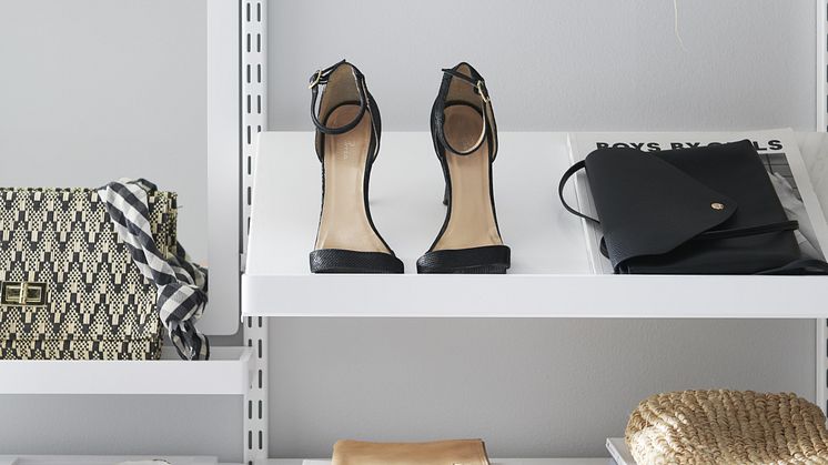 NO - Elfa-decor-walkin-closet-angledshelves-2d_HIRES-high300