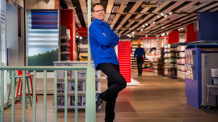 Espen Stark fra Fargerike Tromsø er nominert til Årets Butikksjef 2017 i Norge (Virke).