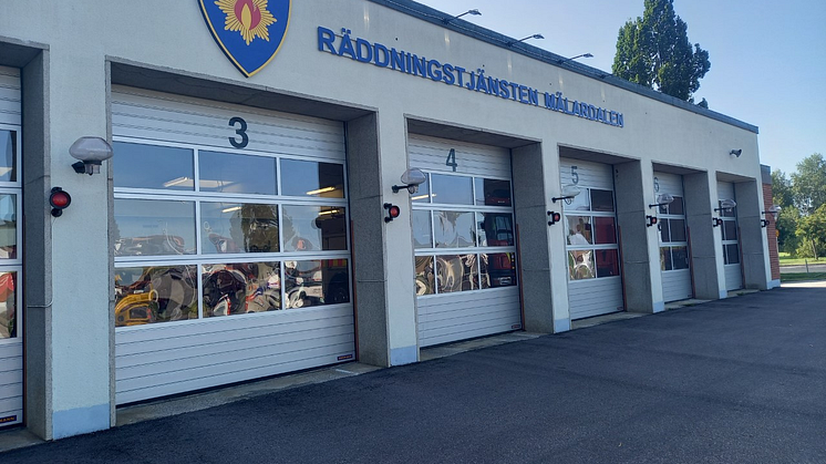 Stationsskylt i Köping.