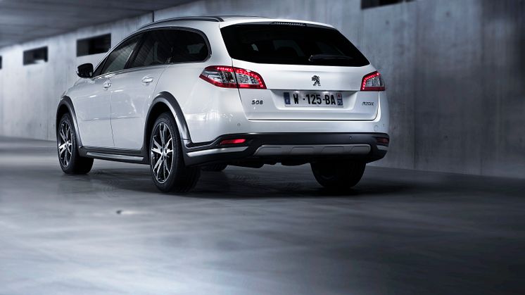 Dieselhybriden 508 RXH är här!