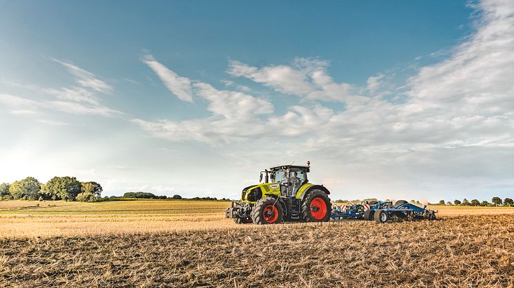 DLG Test Tractors with CEMOS
