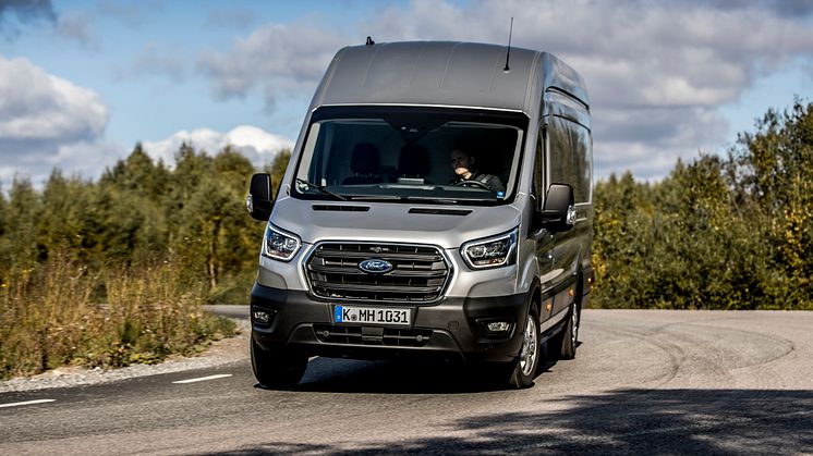 Transit_Van_L4H3_024