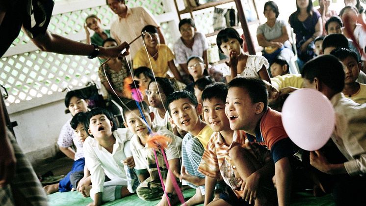 Myanmar_2_Alex Hinchcliffe.jpg