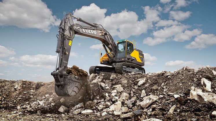 Volvo EC380E grävmaskin - grävning