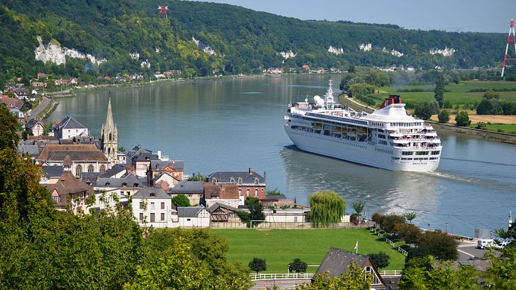 10 Fantastic Cruises From 10 UK Ports