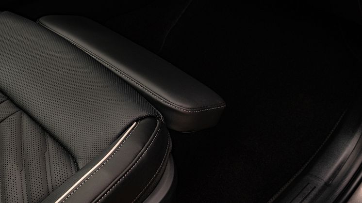 kia-sorento-pe-my24-highres-interior1 018