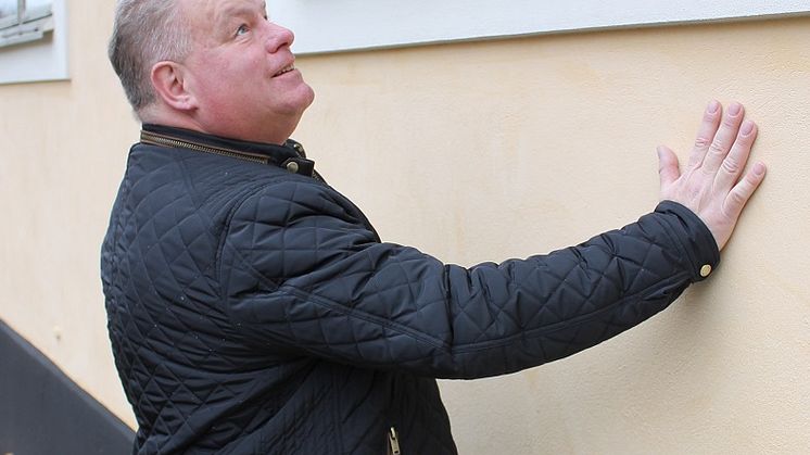 Mats beundrar en fint utförd renovering av Åkeshovs slott