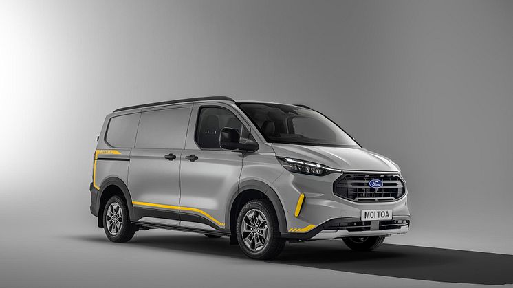 FordTransitCustom_Trail_GreyMatter_001-LOW