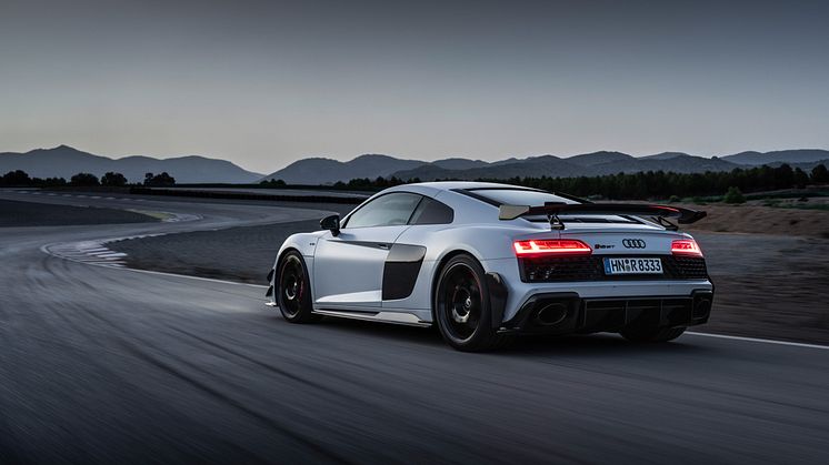 Audi R8 Coupé V10 GT RWD (Suzukagrå)