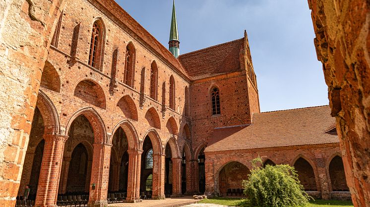 In diesem Jahr wird Kloster Chorin im Barnimer Land 750 Jahre alt. Foto: TMB-Fotoarchiv/Steffen Lehmann. 