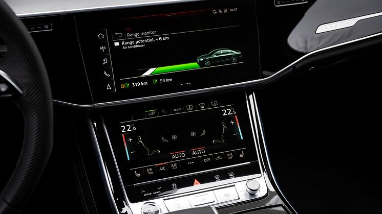 Audi A8 L TFSI e (Vesuvgrå)